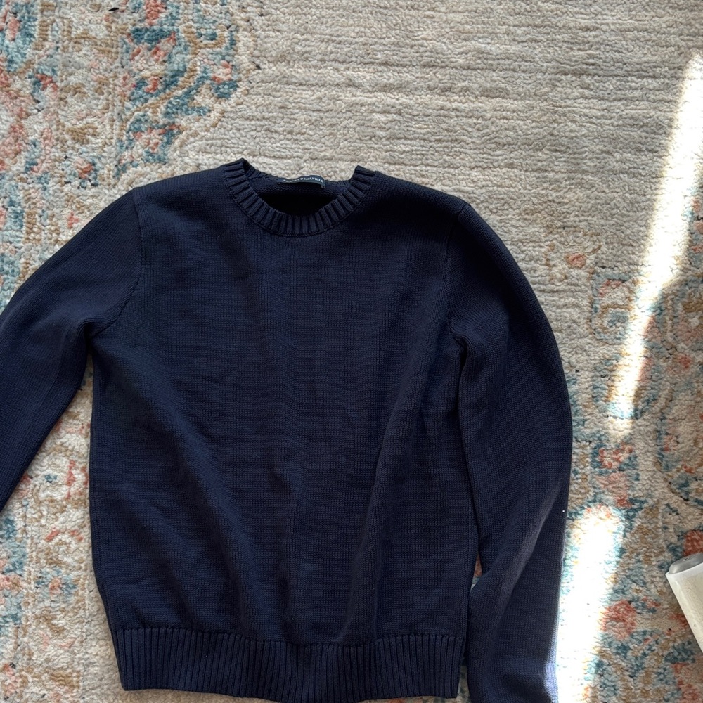 Brandy melville sweater